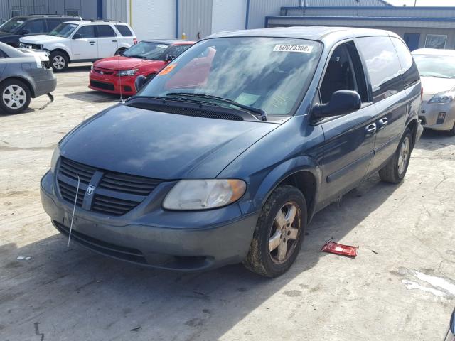 1D4GP45R35B405521 - 2005 DODGE CARAVAN SX GRAY photo 2