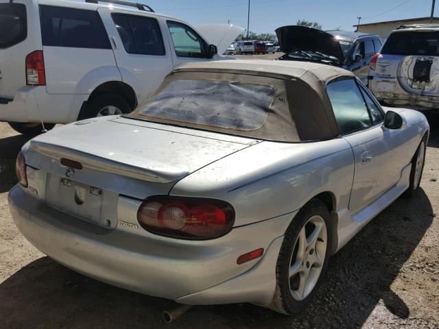 JM1NB353730304306 - 2003 MAZDA MX-5 MIATA SILVER photo 4