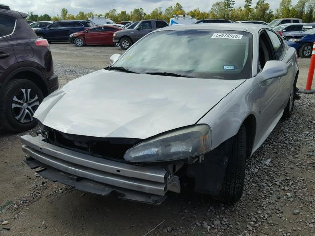 2G2WP552571112180 - 2007 PONTIAC GRAND PRIX GRAY photo 2