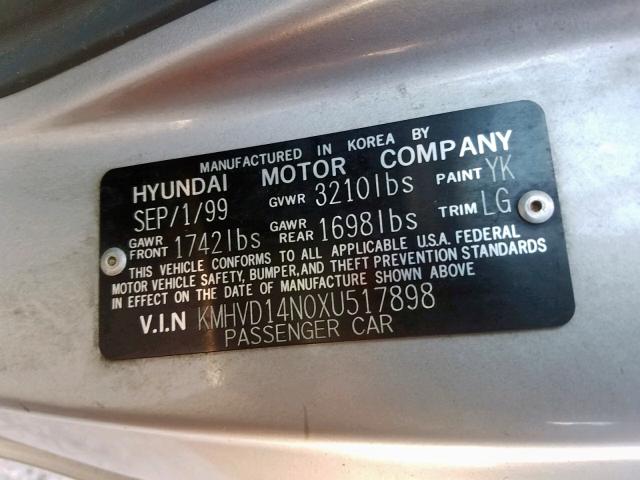 KMHVD14N0XU517898 - 1999 HYUNDAI ACCENT L SILVER photo 10