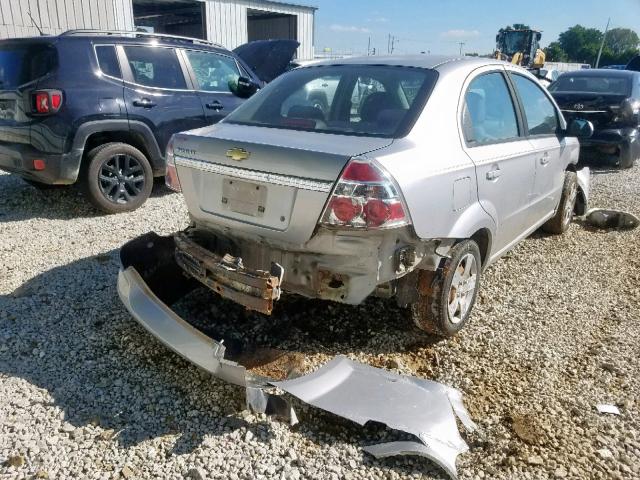 KL1TD56E49B314017 - 2009 CHEVROLET AVEO LS SILVER photo 4