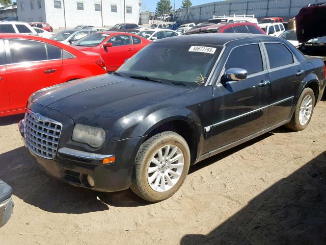 2C3JA63H65H616248 - 2005 CHRYSLER 300C BLACK photo 2