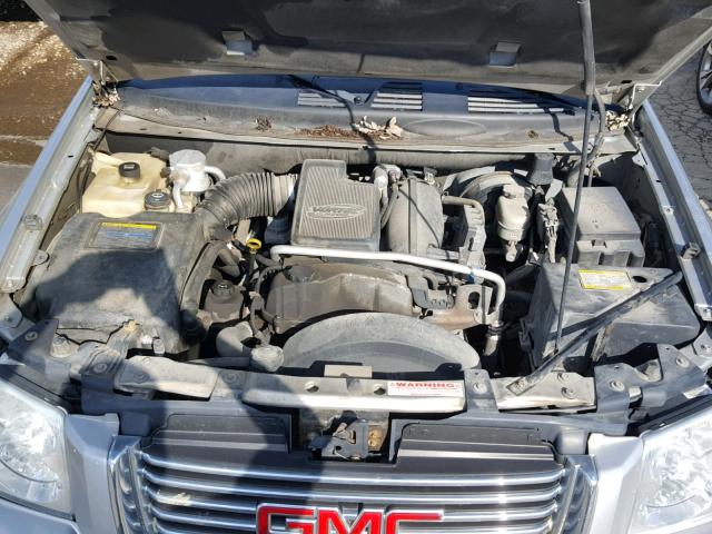 1GKDT13S262305884 - 2006 GMC ENVOY SILVER photo 7