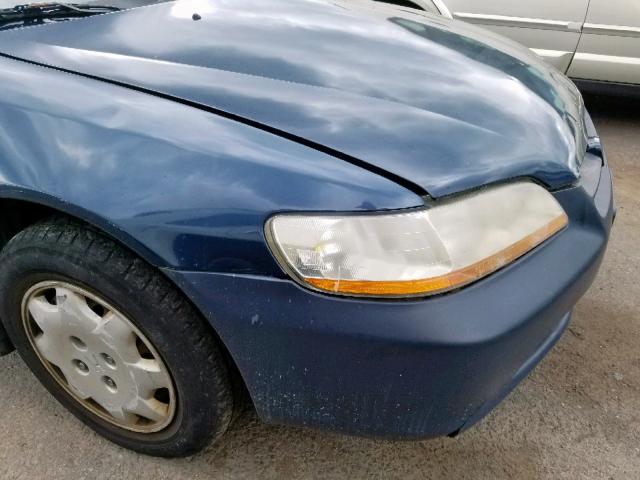 1HGCG6650YA022084 - 2000 HONDA ACCORD LX BLUE photo 9