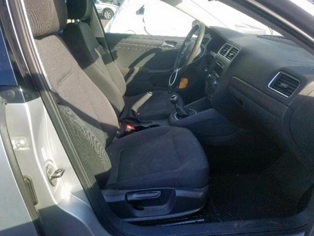 3VW1K7AJ7CM343322 - 2012 VOLKSWAGEN JETTA BASE 银色 照片 5