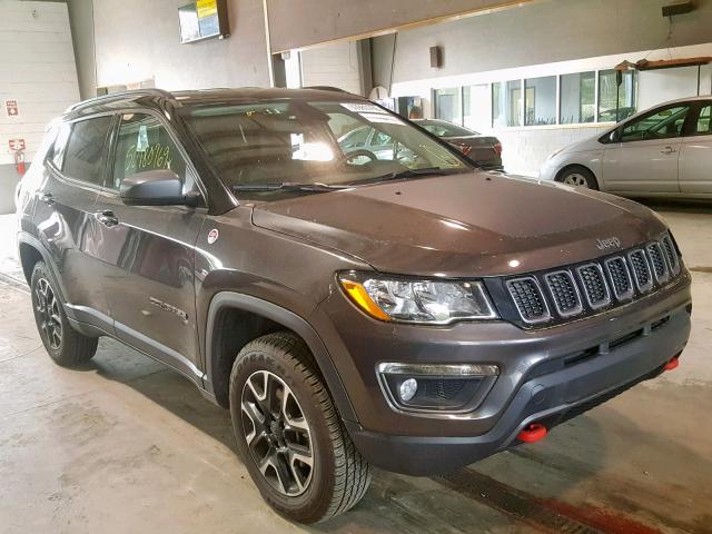 3C4NJDDB5KT681946 - 2019 JEEP COMPASS TR GRAY photo 1