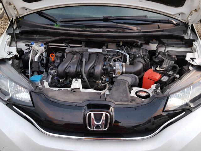 3HGGK5H70HM711828 - 2017 HONDA FIT EX WHITE photo 7