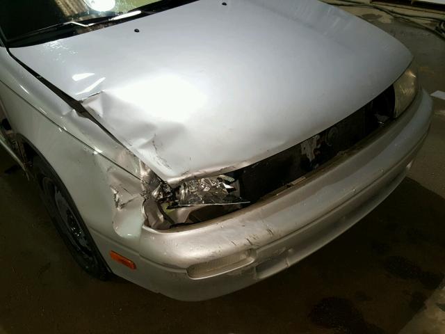 1N4BU31D1VC183372 - 1997 NISSAN ALTIMA XE SILVER photo 9