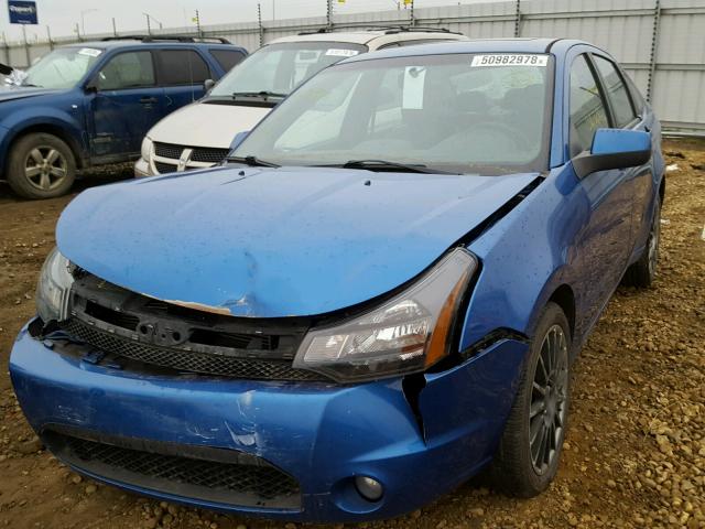 1FAHP3GN5AW265194 - 2010 FORD FOCUS SES BLUE photo 2