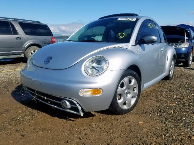 3VWCP21C02M408363 - 2002 VOLKSWAGEN NEW BEETLE 银色 照片 2