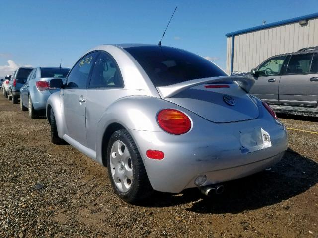 3VWCP21C02M408363 - 2002 VOLKSWAGEN NEW BEETLE 银色 照片 3
