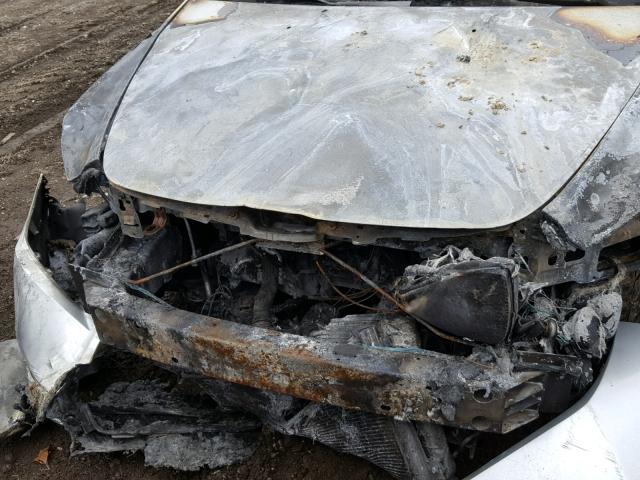 1G1ZB5E13BF258229 - 2011 CHEVROLET MALIBU LS 银色 照片 7