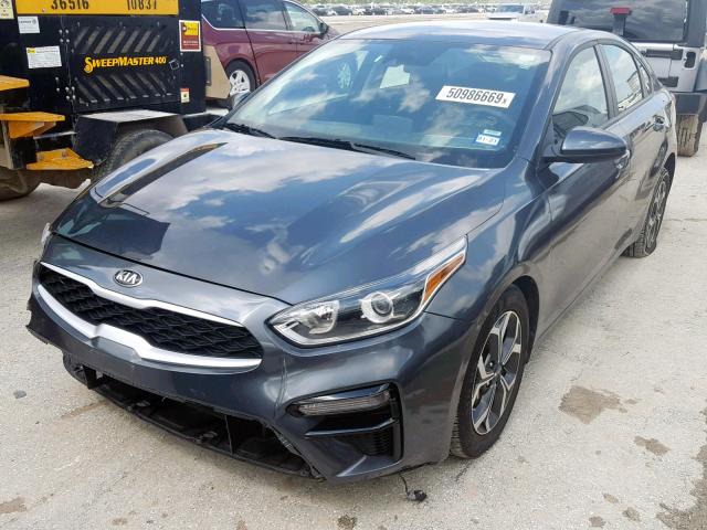 3KPF24AD8KE050491 - 2019 KIA FORTE FE GRAY photo 2