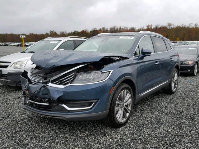 2LMPJ8LPXGBL52904 - 2016 LINCOLN MKX RESERV BLUE photo 2