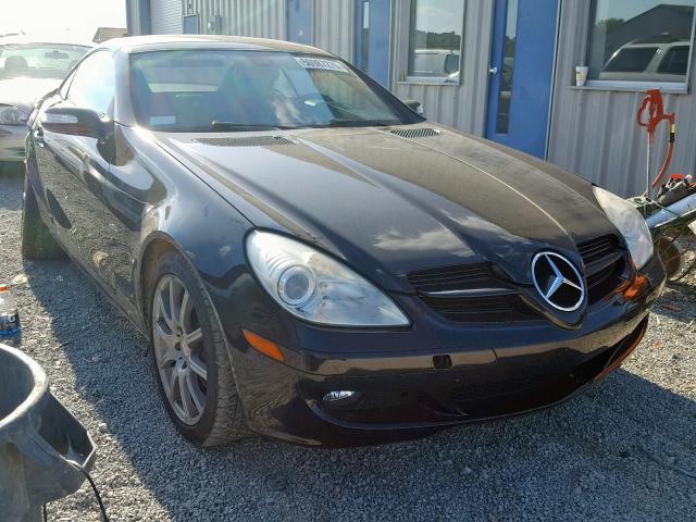 WDBWK54F88F185972 - 2008 MERCEDES-BENZ SLK 280 BLACK photo 1