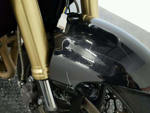 SMTL02NEXFT685646 - 2015 TRIUMPH MOTORCYCLE STREET TRI BLACK photo 10