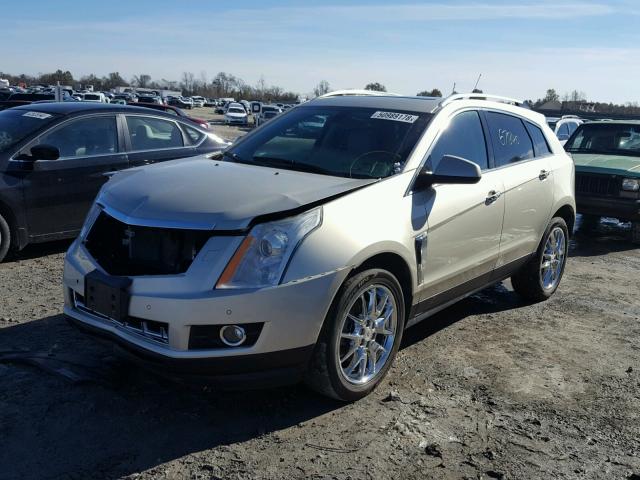 3GYFNDE35DS562720 - 2013 CADILLAC SRX PERFOR TAN photo 2