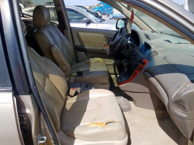 JTJHF10UX10184095 - 2001 LEXUS RX 300 GOLD photo 5