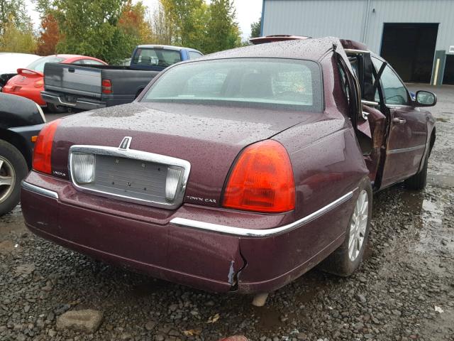 1LNHM81W97Y606400 - 2007 LINCOLN TOWN CAR S PURPLE photo 4