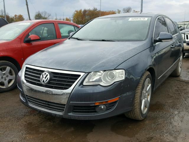 WVWJK73C99P050011 - 2009 VOLKSWAGEN PASSAT TUR GRAY photo 2