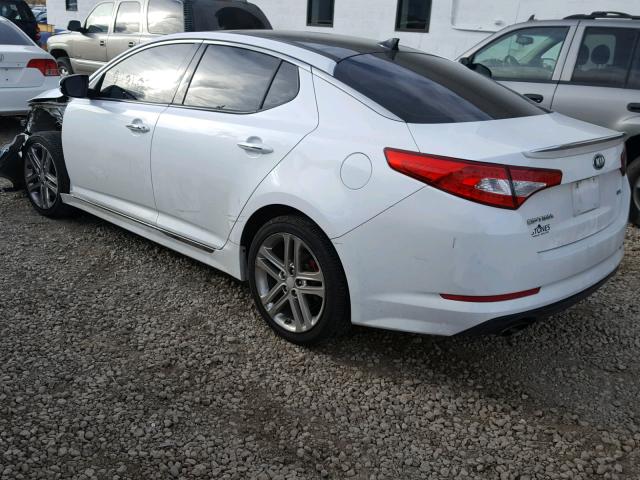 5XXGR4A65DG133095 - 2013 KIA OPTIMA SX WHITE photo 3