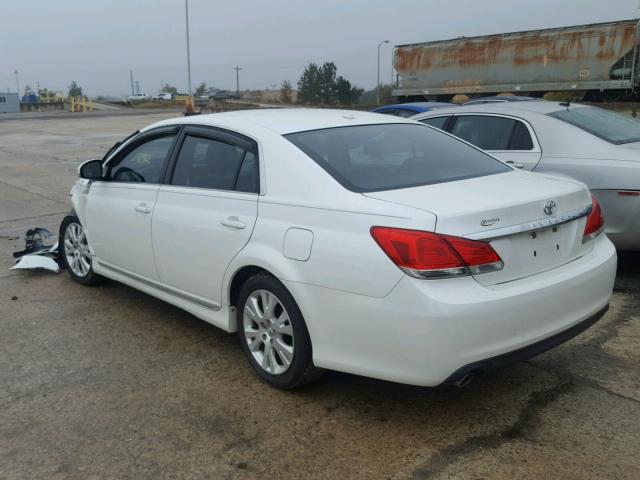 4T1BK3DB5CU442037 - 2012 TOYOTA AVALON BAS WHITE photo 3