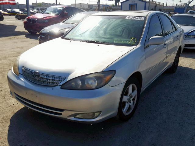 4T1BF32K33U560885 - 2003 TOYOTA CAMRY LE SILVER photo 2