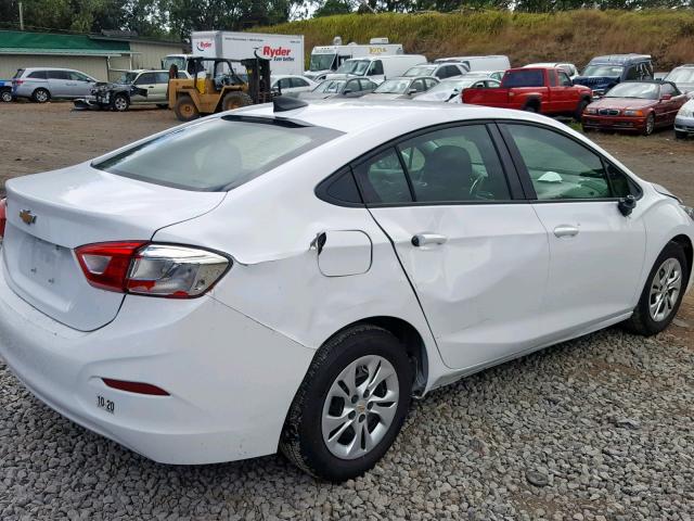 1G1BJ5SM0K7106423 - 2019 CHEVROLET CRUZE WHITE photo 4