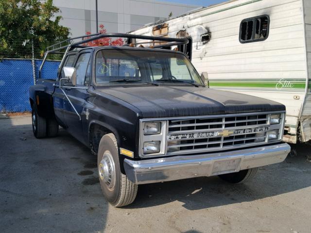 1GCHC33W5FS104542 - 1985 CHEVROLET C30 BLACK photo 1