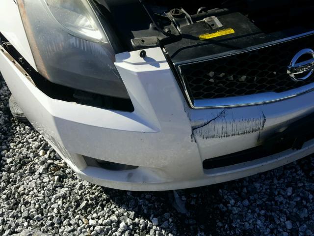 3N1AB6AP9BL621307 - 2011 NISSAN SENTRA 2.0 WHITE photo 9