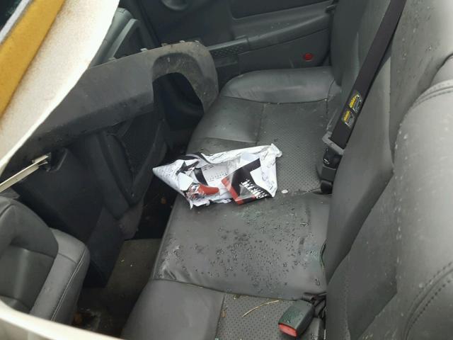 2G2WS522041368757 - 2004 PONTIAC GRAND PRIX შავი ფოტო 6