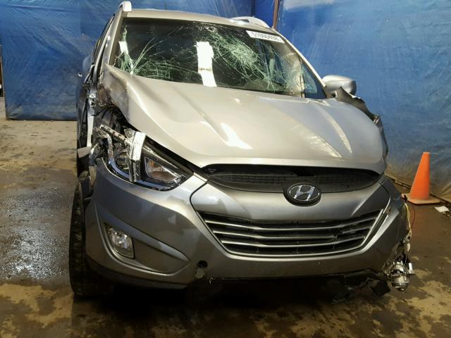 KM8JUCAG4FU049267 - 2015 HYUNDAI TUCSON LIM GRAY photo 9