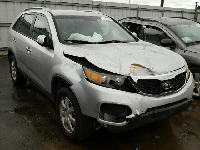 5XYKT4A25BG136578 - 2011 KIA SORENTO BA SILVER photo 1