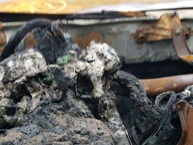 4S6DM58W214410128 - 2001 HONDA PASSPORT E 黑色 照片 8