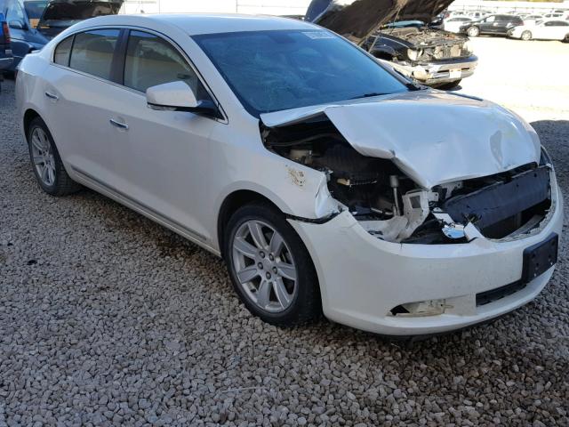 1G4GC5EDXBF120026 - 2011 BUICK LACROSSE C WHITE photo 1