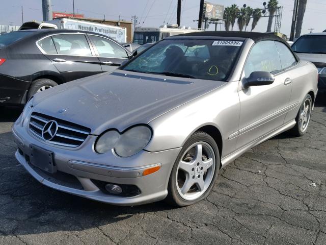 WDBTK75G04T030365 - 2004 MERCEDES-BENZ CLK 500 GRAY photo 2