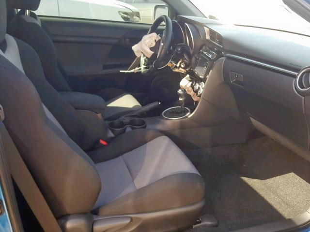 JTKJF5C75F3093610 - 2015 TOYOTA SCION TC ლურჯი ფოტო 5