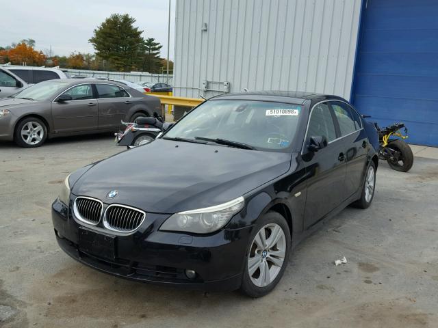 WBANV13509C152762 - 2009 BMW 528 XI BLACK photo 2