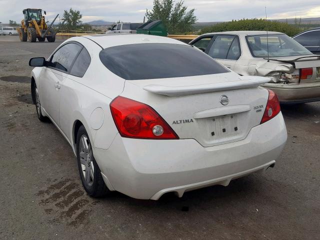 1N4BL2EP2AC100219 - 2010 NISSAN ALTIMA SR WHITE photo 3