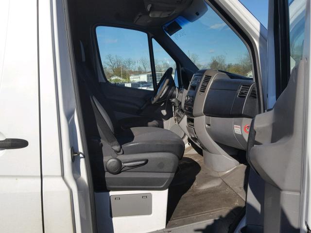 WDYPE845285295738 - 2008 FREIGHTLINER SPRINTER 2 WHITE photo 5