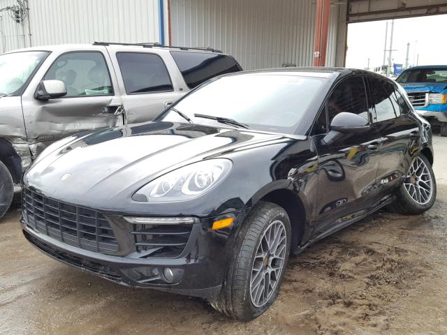 WP1AA2A58JLB15399 - 2018 PORSCHE MACAN BLACK photo 2