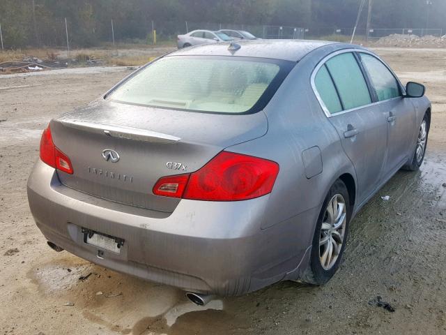 JNKCV61FX9M050333 - 2009 INFINITI G37 SILVER photo 4