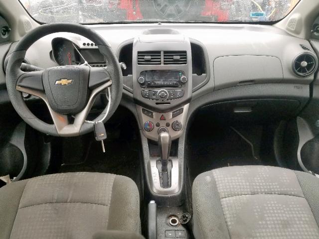 1G1JA5SH9C4167710 - 2012 CHEVROLET SONIC LS 黑色 照片 9