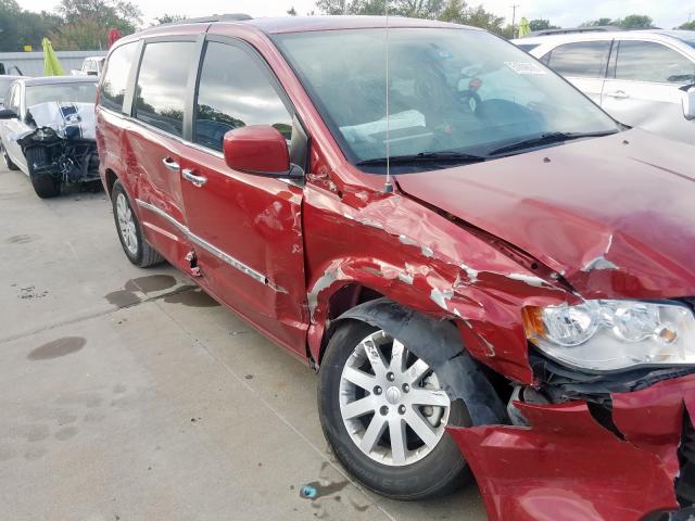 2C4RC1BG9GR255129 - 2016 CHRYSLER TOWN & COU RED photo 9