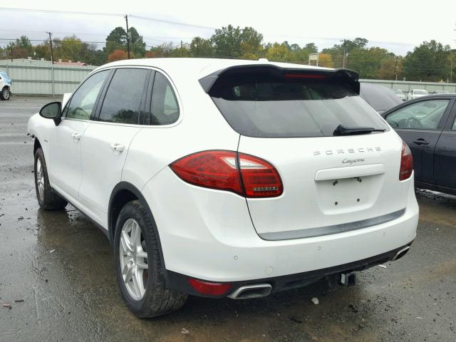 WP1AF2A2XDLA25005 - 2013 PORSCHE CAYENNE WHITE photo 3