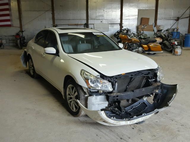 JNKCV61FX9M361468 - 2009 INFINITI G37 WHITE photo 1