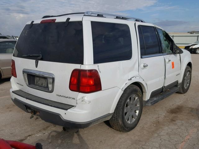 5LMFU28R34LJ16156 - 2004 LINCOLN NAVIGATOR 白色 照片 4