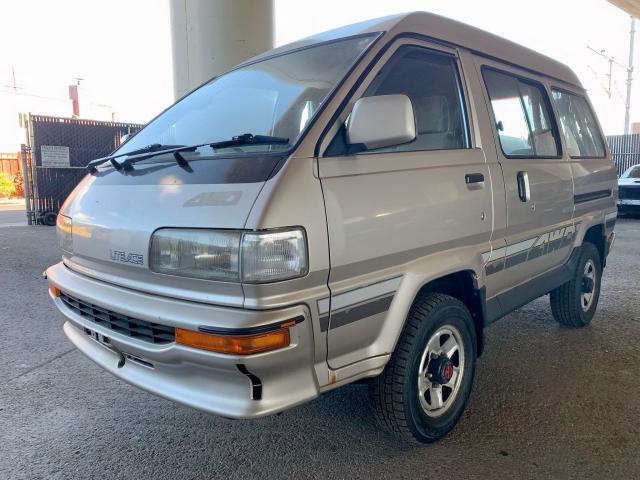 CM400046825 - 1991 TOYOTA VAN BEIGE photo 2