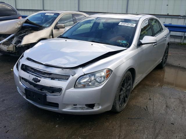 1G1ZK577394179151 - 2009 CHEVROLET MALIBU LTZ SILVER photo 2