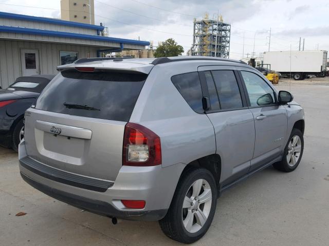 1C4NJCBA7HD123647 - 2017 JEEP COMPASS SP 银色 照片 4